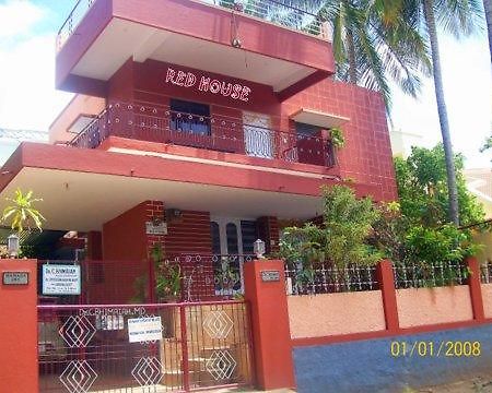 Red House Yoga Center Apartment Mysore Exterior photo